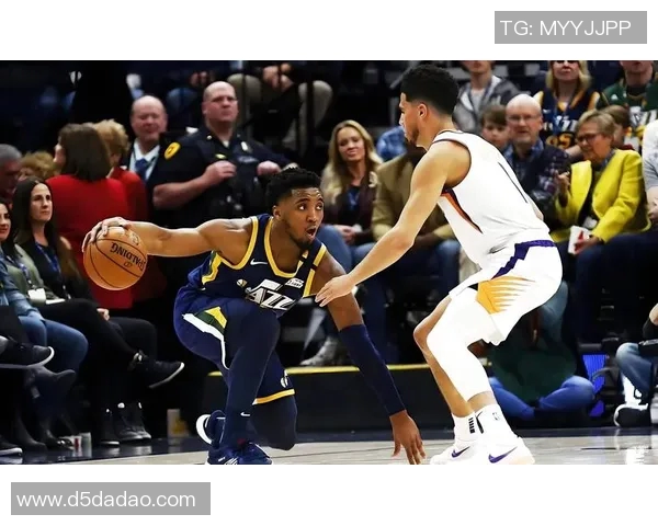 湖人对决热火希罗展现球场风采与激情的巅峰对决